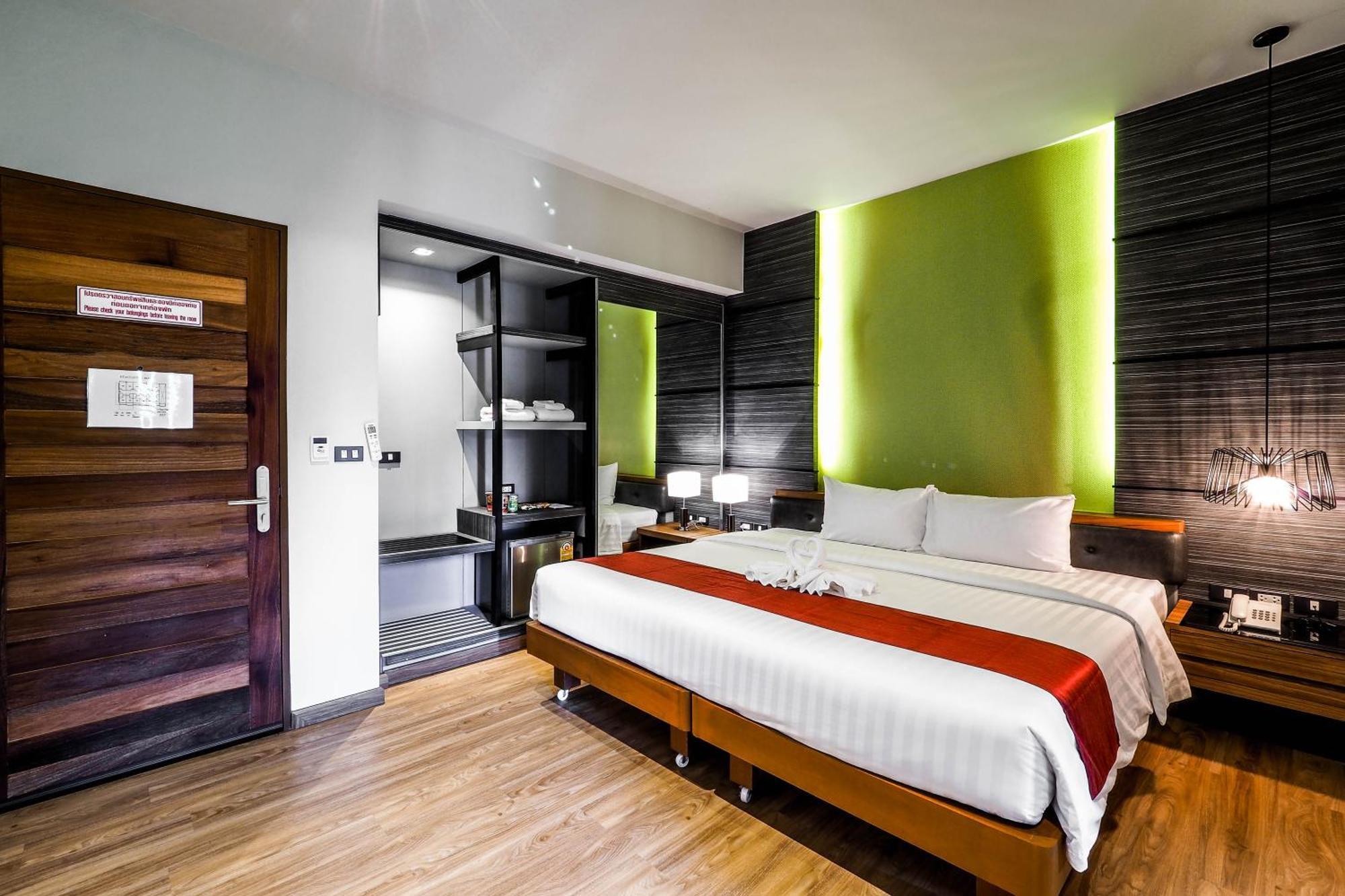 The Glory Gold Hotel Khao Lak Exterior foto