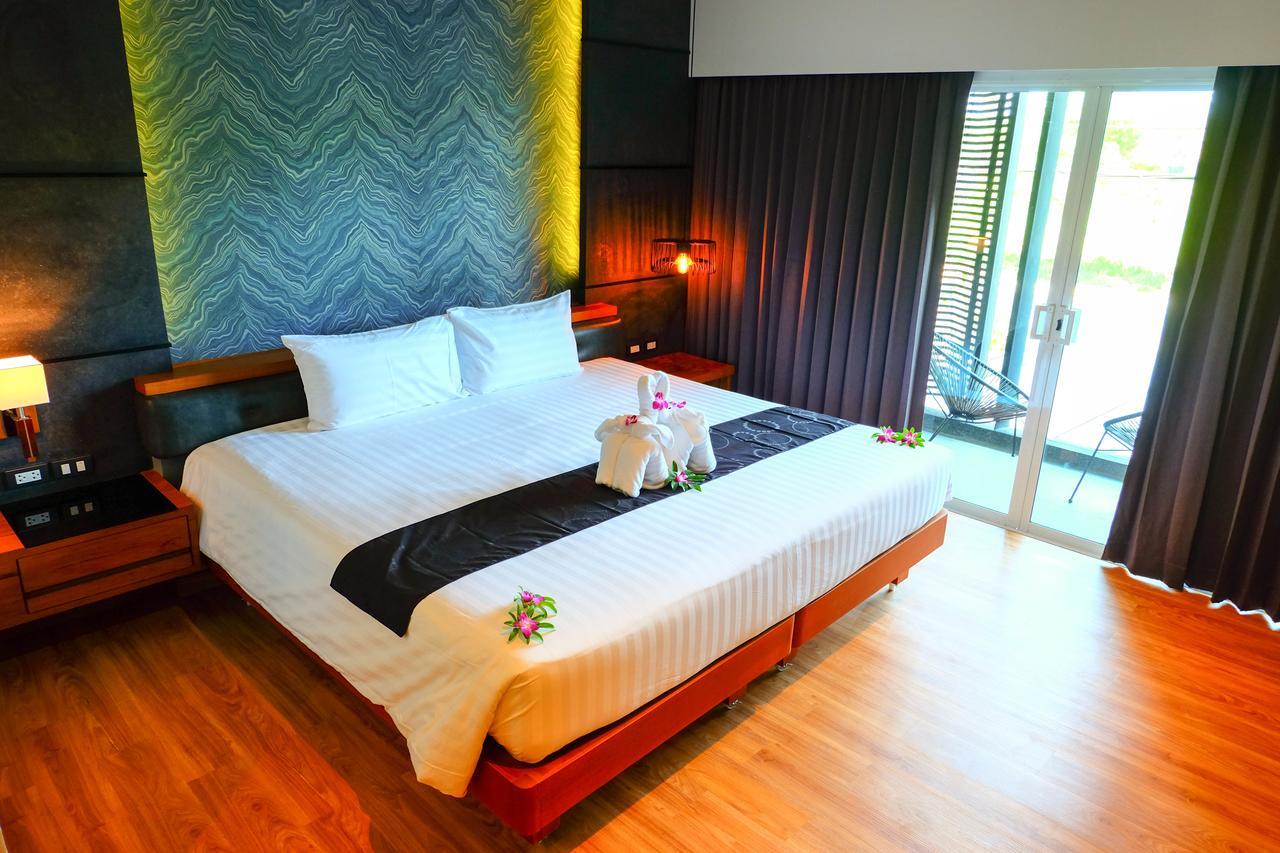 The Glory Gold Hotel Khao Lak Exterior foto
